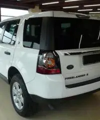 LAND ROVER Freelander 2.2 TD4 SE LAND ROVER Freelander 2.2 TD4 SE