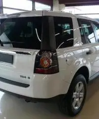 LAND ROVER Freelander 2.2 TD4 SE LAND ROVER Freelander 2.2 TD4 SE