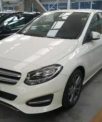 Mercedes-Benz Classe B B 180 d Automatic Sport - KM0 Mercedes-Benz Classe B B 180 d Automatic Sport - KM0