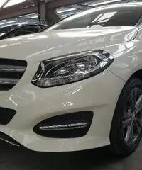 Mercedes-Benz Classe B B 180 d Automatic Sport - KM0 Mercedes-Benz Classe B B 180 d Automatic Sport - KM0