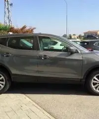NISSAN Qashqai 1.6 dCi 2WD Connecta + Acenta + X-Tronic CVT +NAVI