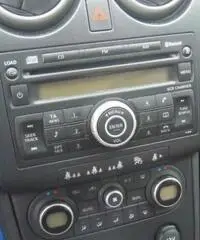 NISSAN Qashqai 2.0 dCi DPF 4WD Tekna