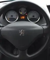 PEUGEOT 207 1.4 HDi 70CV 5p. X Line