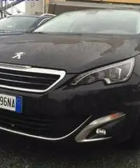 PEUGEOT 308 1.6 HDI ALLURE CV120 - Garanzia ufficiale!