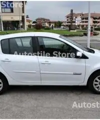 RENAULT Clio 1.2 16V 5 porte GPL Dynamique