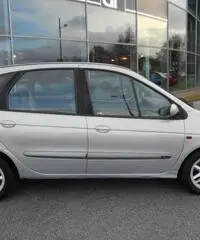 RENAULT Megane Scénic Evol. 1.6 16V cat Expression