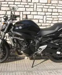 YAMAHA FZ6
