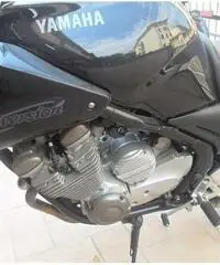 YAMAHA DIVERSION