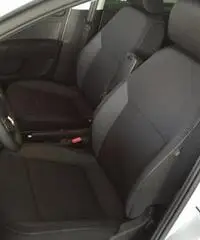 SKODA Rapid Spaceback 1.6 TDI CR 105 CV Ambition SKODA Rapid Spaceback 1.6 TDI CR 105 CV Ambition