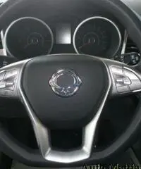 SSANGYONG Tivoli Go1.6 bz 2wd 128cv cambio manuale SSANGYONG Tivoli Go1.6 bz 2wd 128cv cambio manuale
