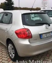 TOYOTA Auris 1.6 M-MT 5 porte Sol