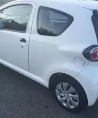 TOYOTA Aygo 1.0 12V VVT-i Connect Navi!