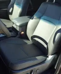 TOYOTA Land Cruiser 2.8 D4-D A/T 5 porte Style MY 16 AUTOCARRO NUOVO!