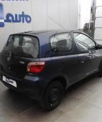 TOYOTA Yaris 1.0i VVT-i CV68-Venduta vista e piaciuta! TOYOTA Yaris 1.0i VVT-i CV68-Venduta vista e piaciuta!