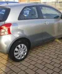 TOYOTA Yaris 1.4 D-4D DPF 3 porte Sol