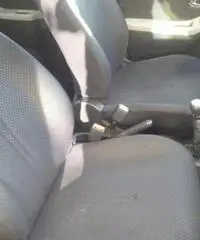 TOYOTA Yaris 1.4 D-4D DPF 5 porte Sol