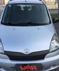 TOYOTA Yaris Verso 1.3i 16V cat Sol