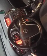 Vendo opel astra 2011