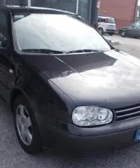 Volkswagen Golf 1.9 tdi 3p