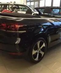 VOLKSWAGEN Golf CABRIO 1.6 TDI Sport + Pack Sport GTI