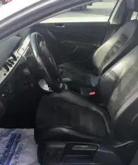 VOLKSWAGEN Passat 2.0 TDI DPF 4motion Variant