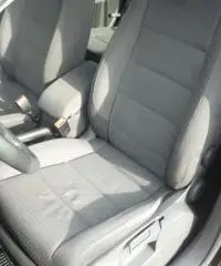 VOLKSWAGEN Touran 1.6 16V FSI Trendline 7 POSTI