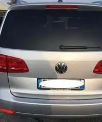 VOLKSWAGEN Touran 1.6 TDI 105CV LIFE NAVI/PARK ASSIST VOLKSWAGEN Touran 1.6 TDI 105CV LIFE NAVI/PARK ASSIST
