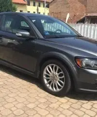 VOLVO C30 2.0 D Momentum