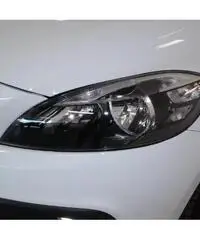 Volvo V40 Cross Country D2 Business - AZIENDALE Volvo V40 Cross Country D2 Business - AZIENDALE