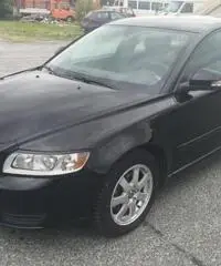 VOLVO V50 D2 POLAR N1 VOLVO V50 D2 POLAR N1