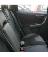 Volvo XC60 D4 AWD Geartronic R-design Kinetic - KM0