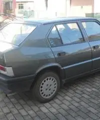 Alfa Romeo 33 berlina Alfa Romeo 33 berlina
