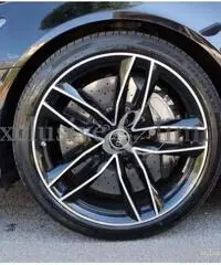 AUDI RS6 Avant 4.0 TFSI quattro tiptronic