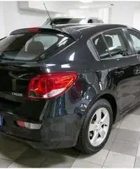 CHEVROLET Cruze 1.6 5 porte LT GPL