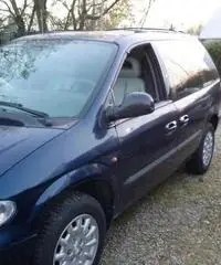 CHRYSLER Voyager 2.5 CRD cat LS
