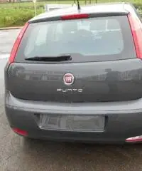 FIAT Punto 1.4 8V 5 porte Easypower Street