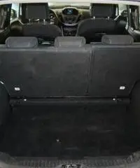 FORD M bax 16 tdci Titaniu 95cv FORD M bax 16 tdci Titaniu 95cv