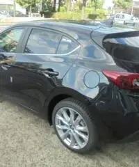 MAZDA 3 1.5 105 CV Skyactiv-D KM ZERO PELLE BIANCA Exceed
