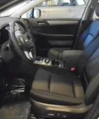 SUBARU OUTBACK 2.0D CVT Lineartronic Style