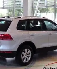 VOLKSWAGEN TOUAREG 3.0 V6 TDI BLUEMOTION 245 CV