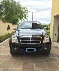 VENDO REXTON SUPER ACCESSORIATO