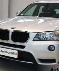 BMW NUOVA X3 XDRIVE 20D STEPTRONIC 184 CV Cambio Automatico 8 marce Cruise Control 2xclima Radio Cd 