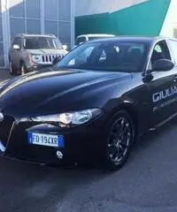 Alfa Romeo Giulia 2.2 Turbo Diesel 150 Cv Business Launch Edition