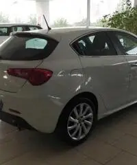 Alfa Romeo Giulietta (2010) 2.0 JTDm-2 140 CV Distinctive
