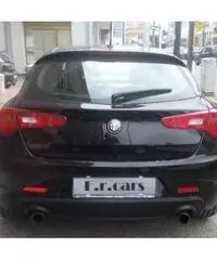 ALFA ROMEO Giulietta 2.0 JTDm-2 170 CV TCT Distinctive