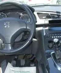 PEUGEOT 3008 1.6 HDi 110CV Premium