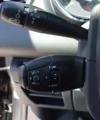 PEUGEOT 3008 1.6 HDi 110CV Premium