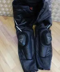 Pantaloni Moto Dainese pelle protezioni tg. 56 Pantaloni Moto Dainese pelle protezioni tg. 56