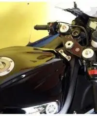 YAMAHA YZF R6 Garantita e Finanziabile YAMAHA YZF R6 Garantita e Finanziabile