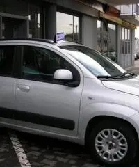 FIAT Panda 1.2 Lounge 5posti 04'15 Km 12700